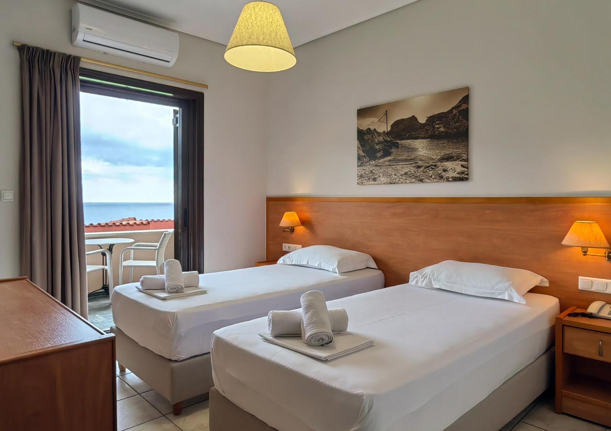 Corali Hotel Kími Exteriér fotografie